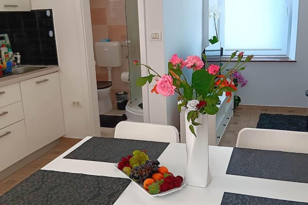Lovely Apartment Morje - Koper Old Town Εξωτερικό φωτογραφία